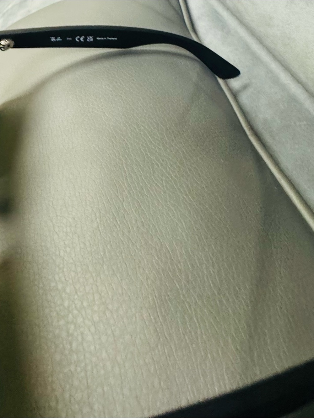 Ray-Ban Justin Sunglasses with Blue Mirrored Lenses - No Scratches - Picture 4 of 5